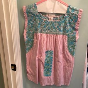 Pink and white embroidered top. Perfect with white jeans!